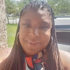 Meet your Posher, Betty-rose